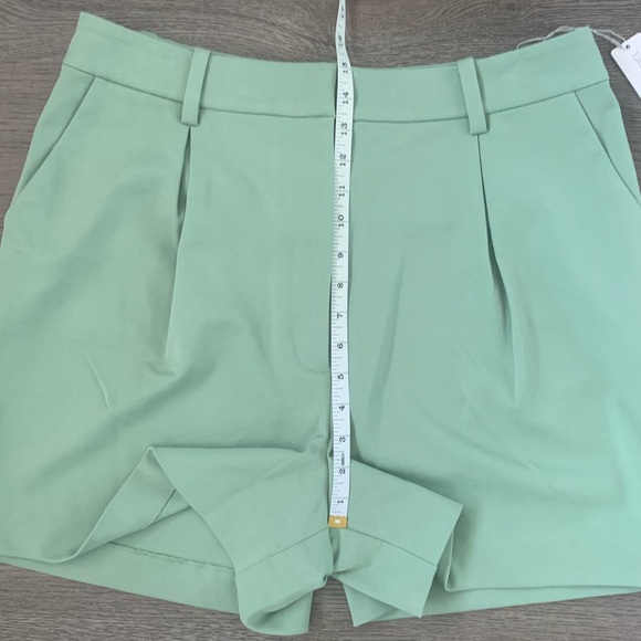 Favorite Daughter The Favorite High-Rise Wide-Leg Shorts - Size 14 - Basil - NWT - Picture 10 of 16
